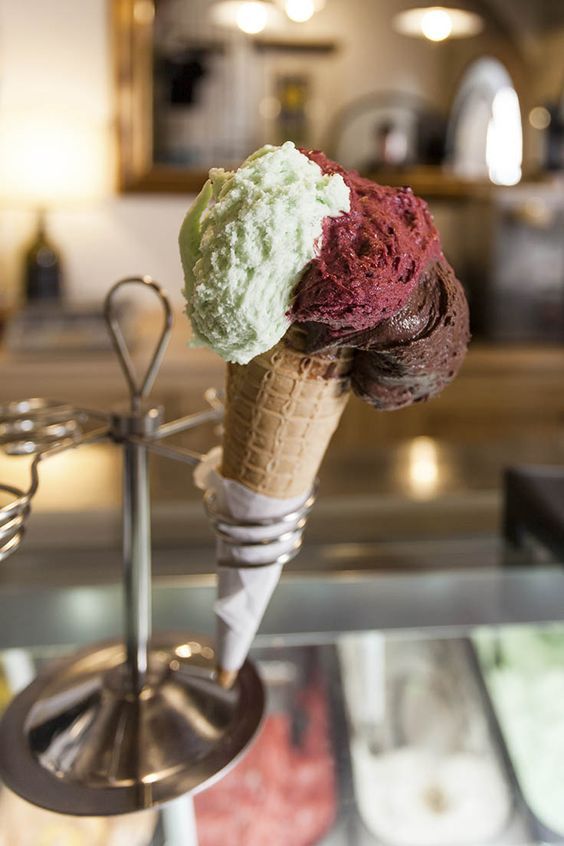 10 Food Items You NEED to Try before you DIE